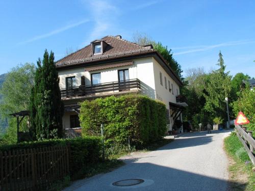 Gmain Apartment | Malerhaus Ferienwohnungen