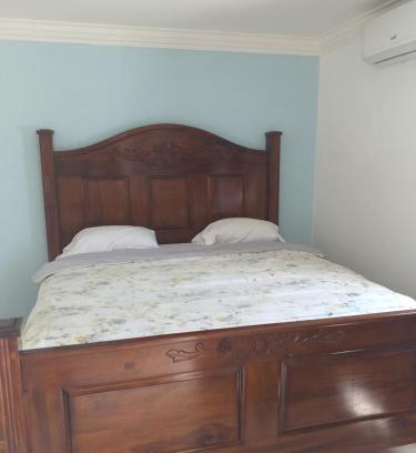 Barbican Apartment | Malia's Sweet Spot