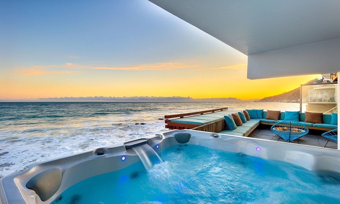 Eastern Malibu House | Malibu Modern Paradise , Ocean front, Amazing Ocean Views, with Spa