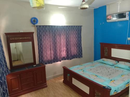 Gulshan-e-Iqbal House | Malik House