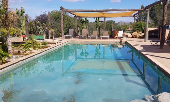 Ses Salines Villa | Mallorca-Sol-Art dream vacation with family and friends. 10 minutes from the beach