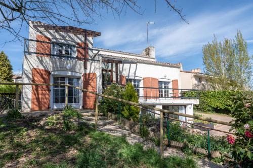 La Roche-sur-Yon Apartment | Maloca' Robretières