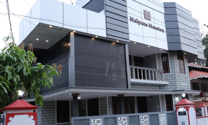 Alwaye Apartment | Malpans Mansion Villa