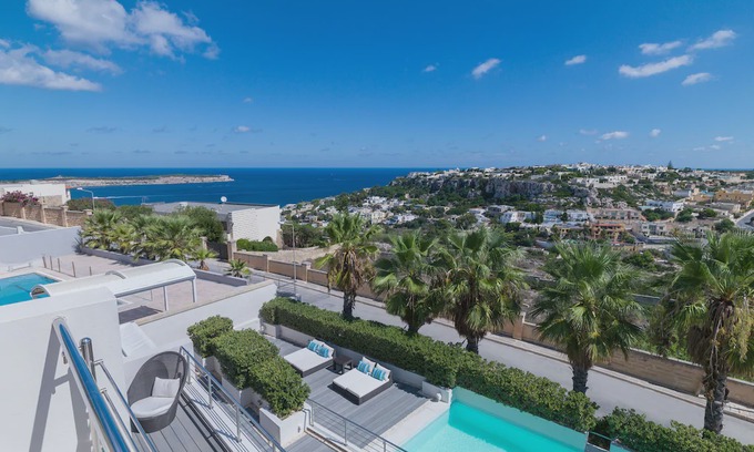 Mellieħa Heights Villa | Malta Luxury Villa with Pool - Villa The Palms, Mellieha