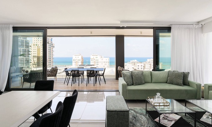 Kerem HaTeimanim Apartment | MAMAD Luxury Executive 4BR with Terrace & Sea View by FeelHome