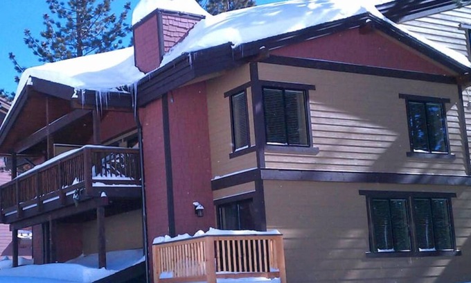 Mammoth Lakes Condo | Mammoth Village Retreat w/3br+loft+4ba+2br nooks. Fits multi-families in style!