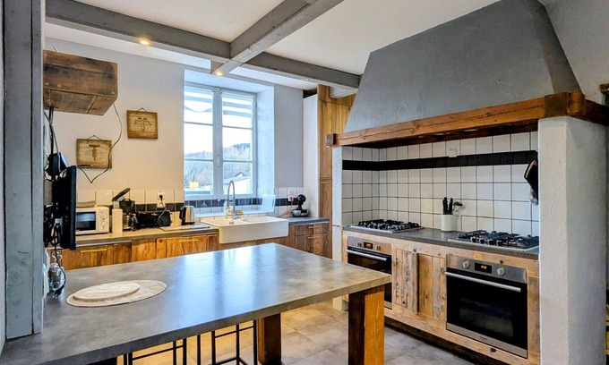 Granges-Aumontzey Cottage | Manor house near Gérardmer with family suites