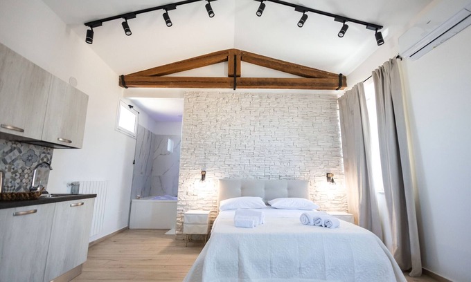 Corso dei Mille - Sant'Erasmo Apartment | Mangano Suite Apartment