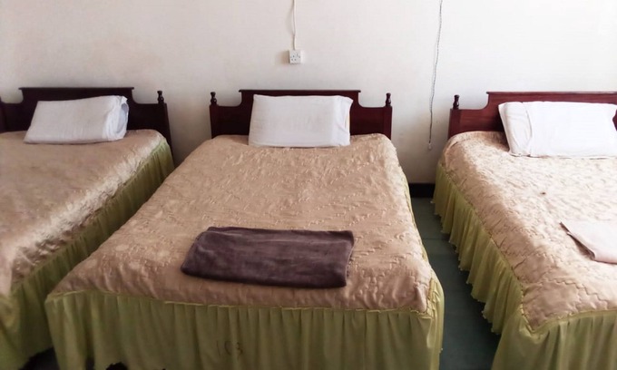 Nyahururu Bed & Breakfast | Manguo Lodge