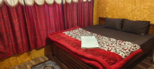 Ooty House | MANI'S WOODHOUSE