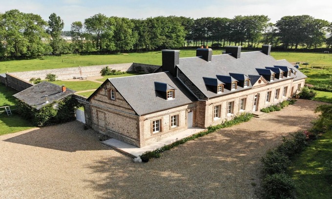 Sassetot-le-Mauconduit House | Manoir de 400 sqf near the see, Billard, Babyfoot & Sauna. Pets welcome !