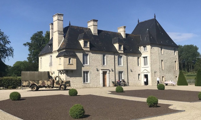 Blay House | Manor barn in a 800 acres private stud farm horses property *