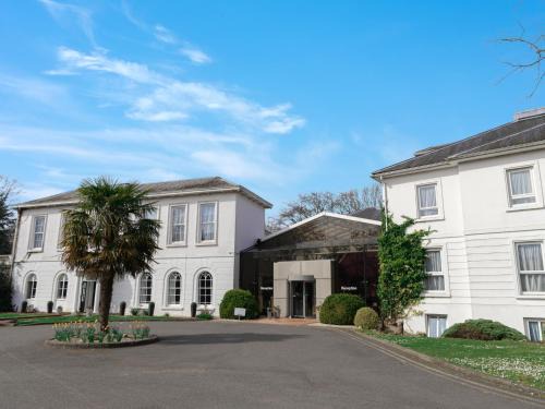 High Wych Hotel | Manor Of Groves Hotel, Golf & Health Club