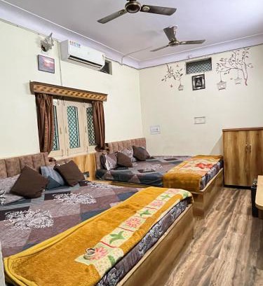 Ujjain House | MANSAROVAR HOME STAY and GUEST HOUSE