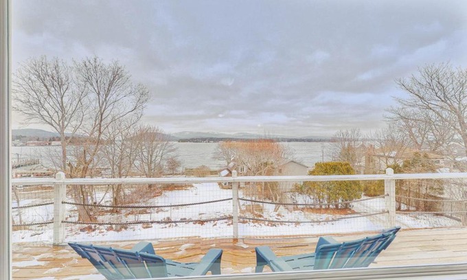 Manset House | Manset Village Overlook