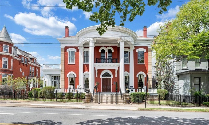 Danville House | Mansion on Main | Danville Vacation Rental