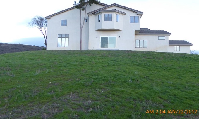 Hemet House | Mansion on the Hill in Wine Country