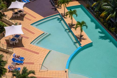 Cairns Central Business District Hotel | Mantra Trilogy