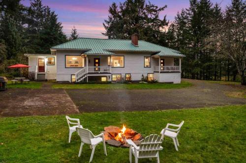 Manzanita House | Manzanita Schoolhouse