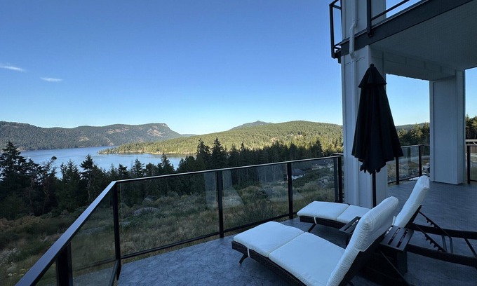 Maple Bay House | Maple Bay Luxury