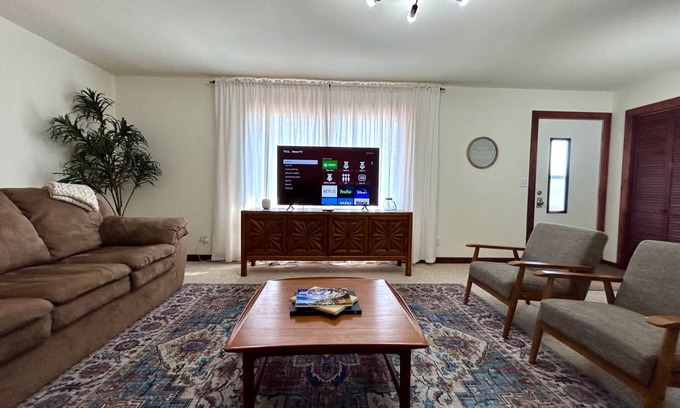 Bergland House | Maple Leaf Retreat ~ Near Lake Gogebic & UTV Trails!