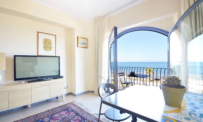 Torre Archirafi Bed & Breakfast | Mar Dei Poeti