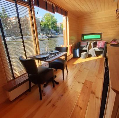 Nieuwmarkt en Lastage Bed & Breakfast | Mar&Mar Houseboat Studio