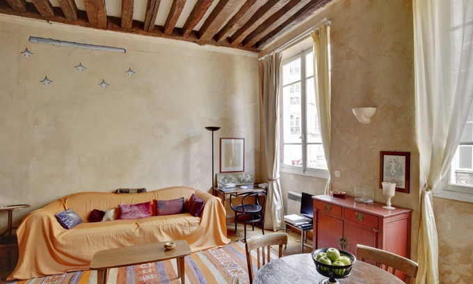 Marais Apartment | Marais/Carnavalet (Rosiers) ID 24