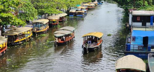 Alappuzha House | 'Marari Johns Homestay' Mararikulam, Alappuzha