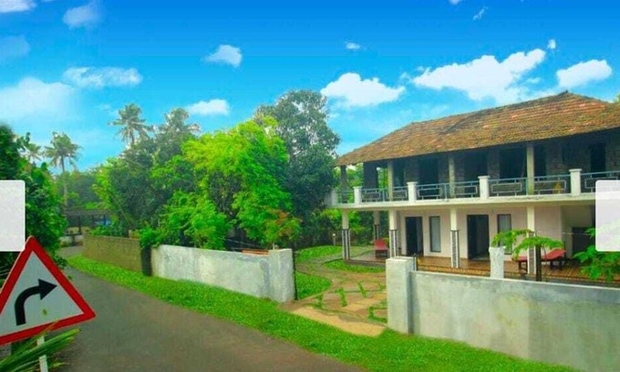 Alappuzha Villa | Marari omanapuzha beach villa with 2rooms