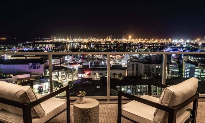 Waterfront Condo | @ Marbella Lane - Luxurious 3BR Penthouse