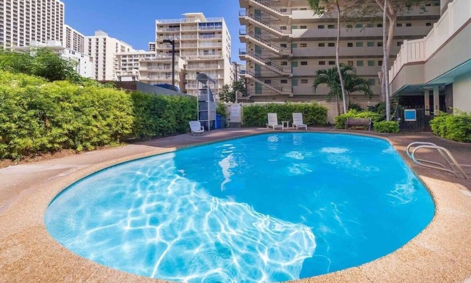 Diamond Head - Kapahulu - St. Louis Apartment | @ Marbella Lane - Mountain View Studio