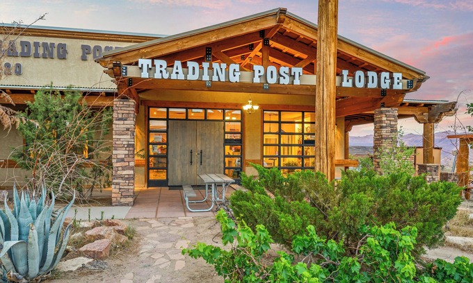 Greenehaven Hotel | Marble Canyon Lodge
