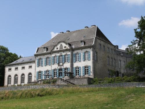 Marchin House | Marchin Castle with Sauna