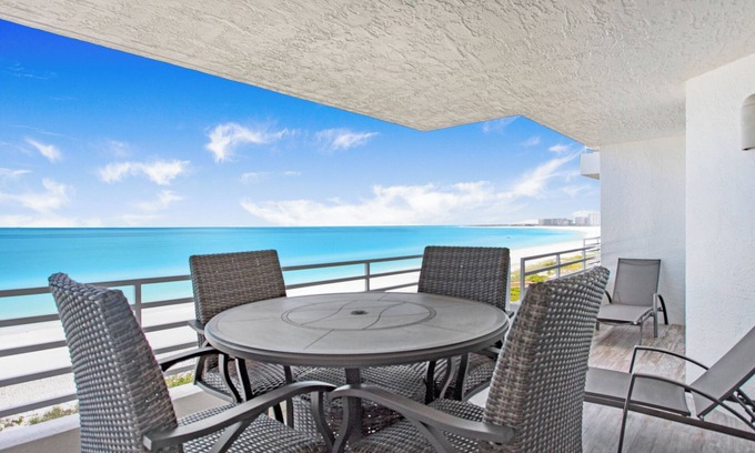Marco Island Condo | Marco dream vacation awaiting you! Somerset 606 Completely remodeled. Coastal!
