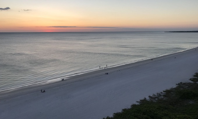 Marco Island Condo | Marco Island - #1205 Beach Front 2B-2B Beachfront View! Amazing Sunsets!