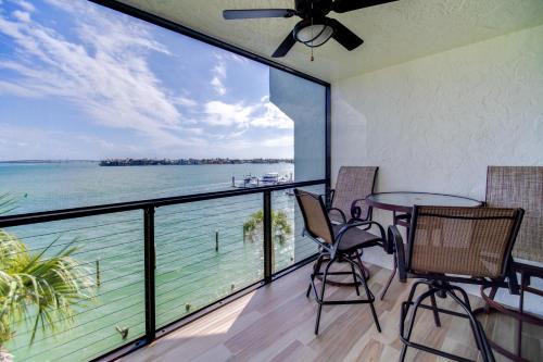 Marco Island Apartment | Marco Island Waterfront Condo with Community Pool!
