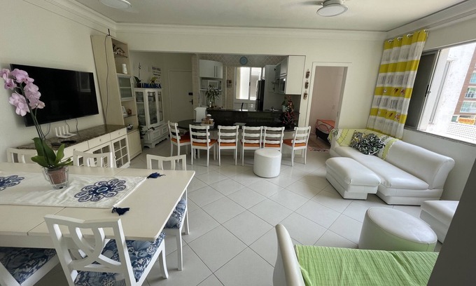 Matinhos Apartment | Maré Mansa spacious and comfortable just a few steps from Mansa beach in Caiobá.