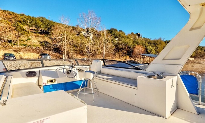 McNeil Boat Rental | Margaritaville - 66' Houseboat on Lake Travis