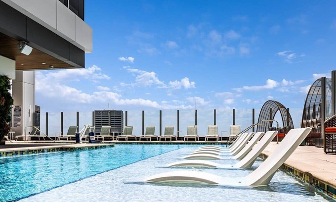 Downtown Atlanta Condo | Margaritaville Vacation Club Atlanta | 3BR