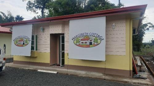 Kuala Penyu House | Margereth Cottage suite residence