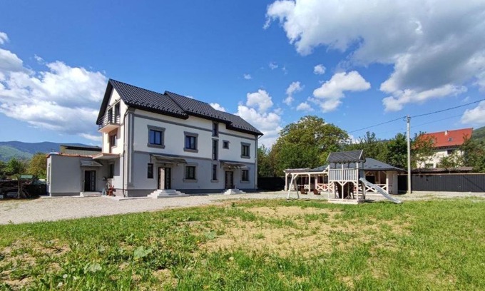 Yaremche House | Margo