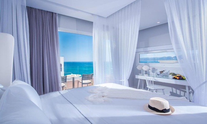 Hersonissos Centre Hotel | Mari Kristin Beach Hotel