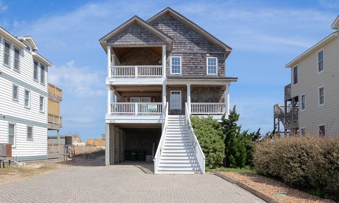 South Nags Head House | Mari-Time | Oceanfront | South Nags Head | Sleeps 18