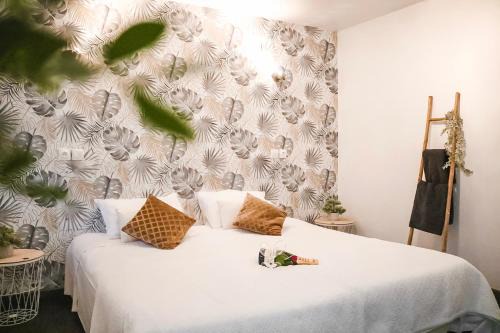 Saint-Gatien-des-Bois Hotel | Maria Grazia Hotel