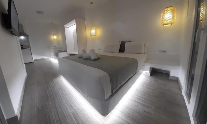 Ios Apartment | Maria's View Delux