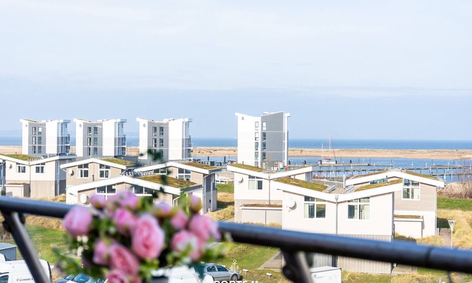 Wendtorfer Strand Apartment | Marina Apartment Wendtorf - Weitblick auf Meer und Yachthafen