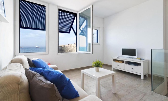 San Cristobal Apartment | Marina Oceanfront House