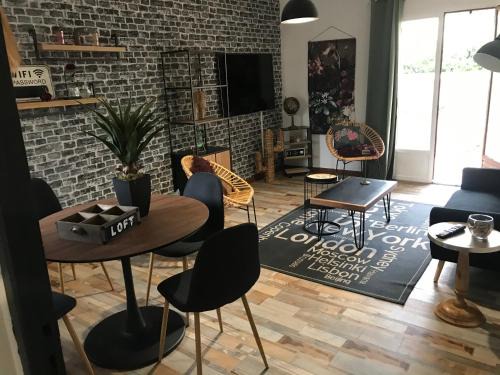 Maraussan Apartment | Marina