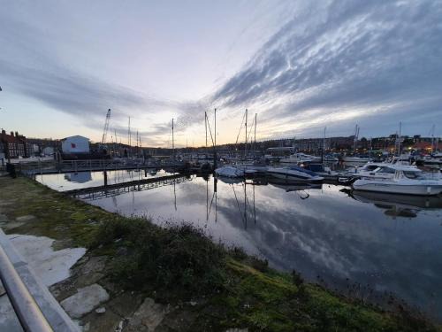 Whitby Apartment | Marina House